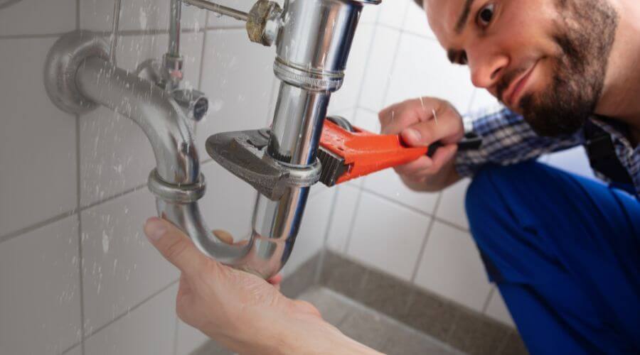 Professional same day plumber services in Mount Auburn, IL